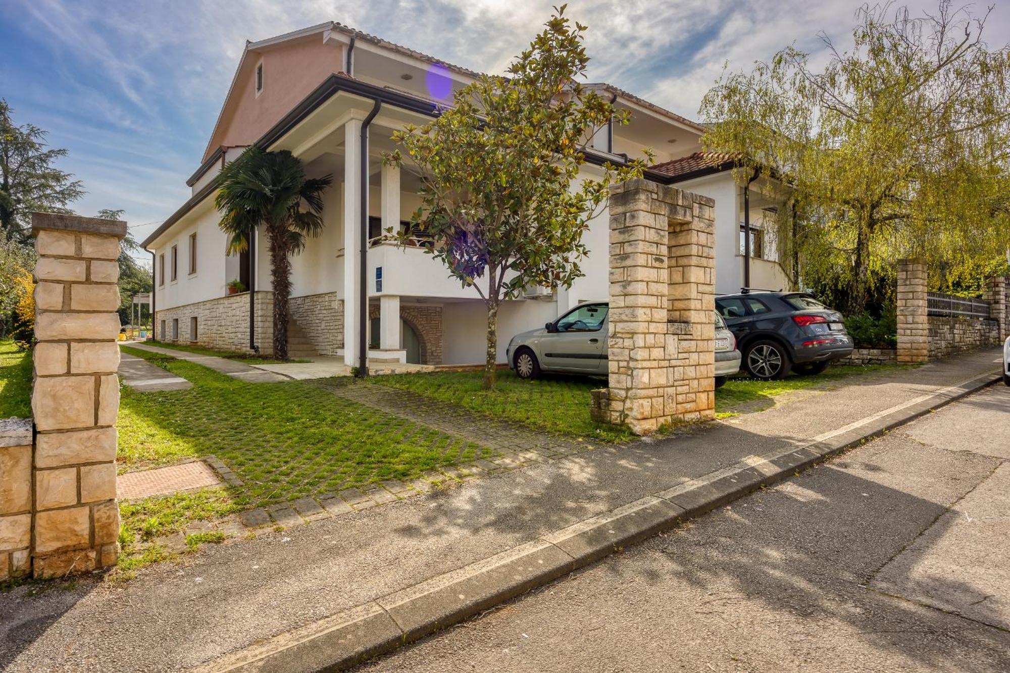 Casa Mareva Otel Poreč Dış mekan fotoğraf